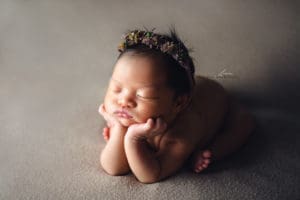 Newborn Photography Singapore froggy pose