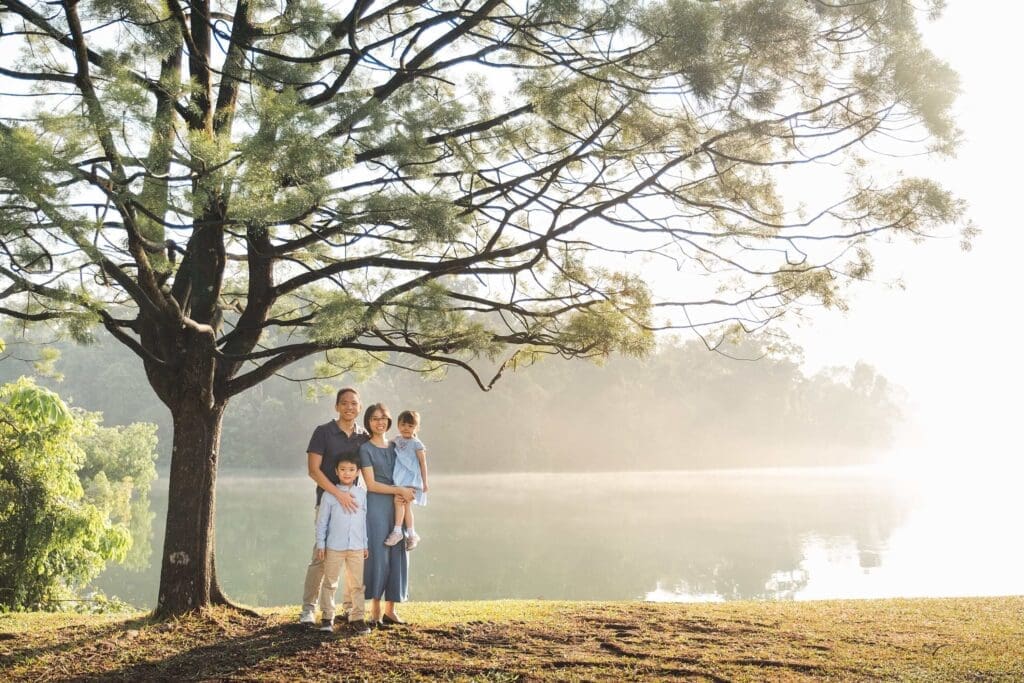 Family of 4 outdoor photography